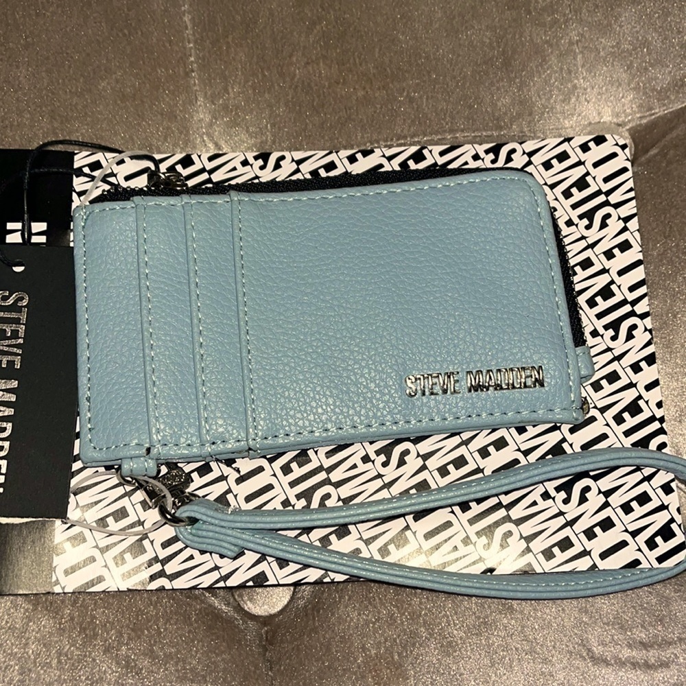 Steve Madden light blue zip around card case wristlet, new